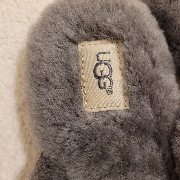 UGG Ansley Metallic Slippers - Pewter / Anthracite - Picture 2 of 6